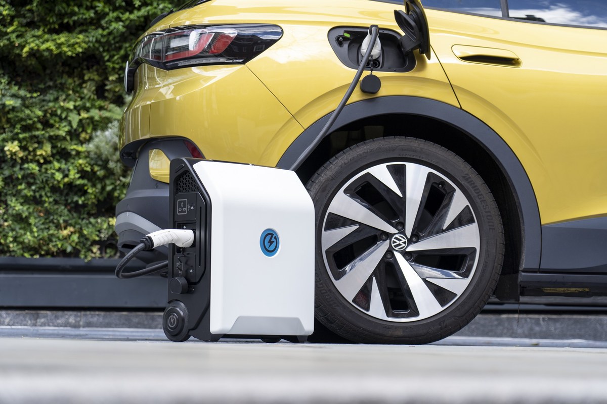 EV charging image related to Portable Power Bank Options for EV Charging Compared